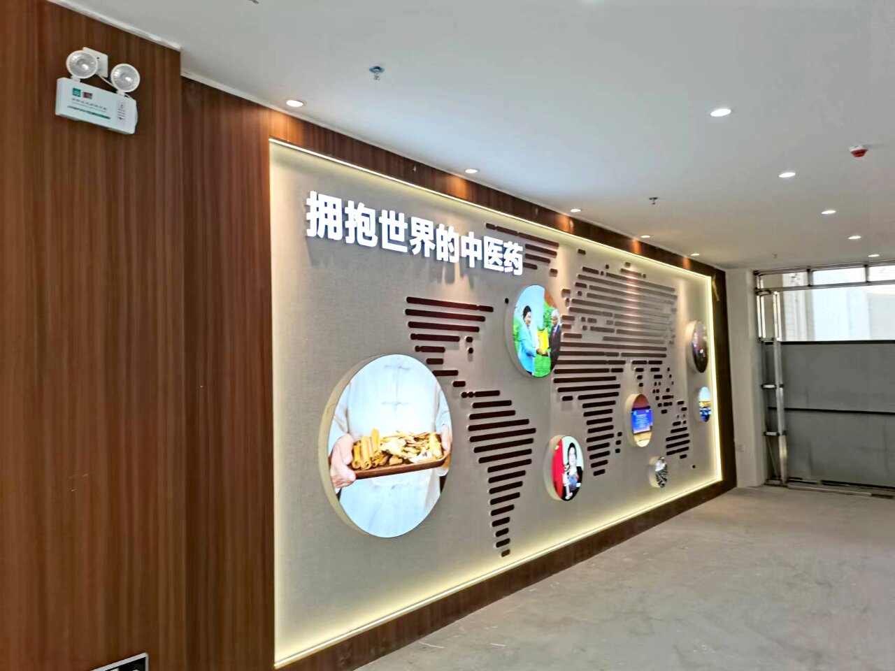 1743776700849884.jpg 7e77ff34e3972ac107aa1a03360f9f4c.jpg